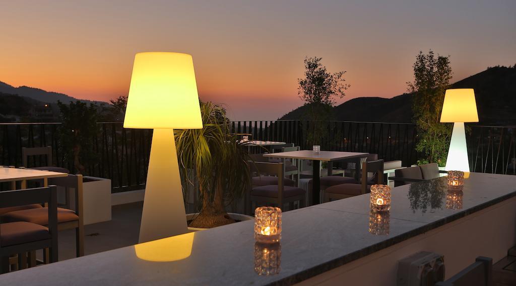 קאקופטריה Crystal Hotel מראה חיצוני תמונה